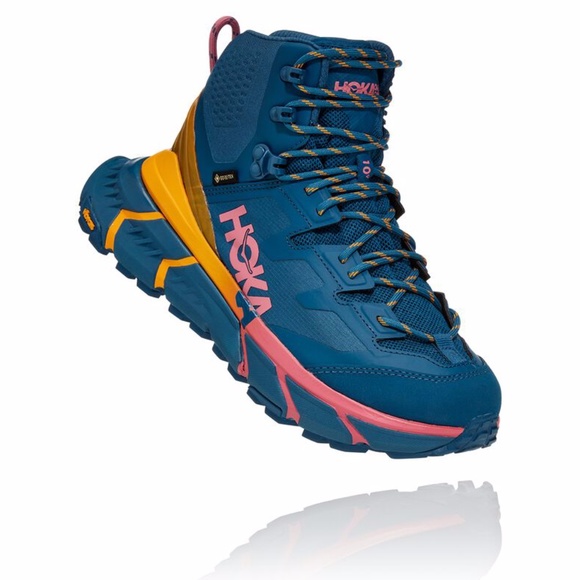 Hoka One One Shoes - Hoka One One Tennine GORE-TEX shoe - 9 - Women NWT